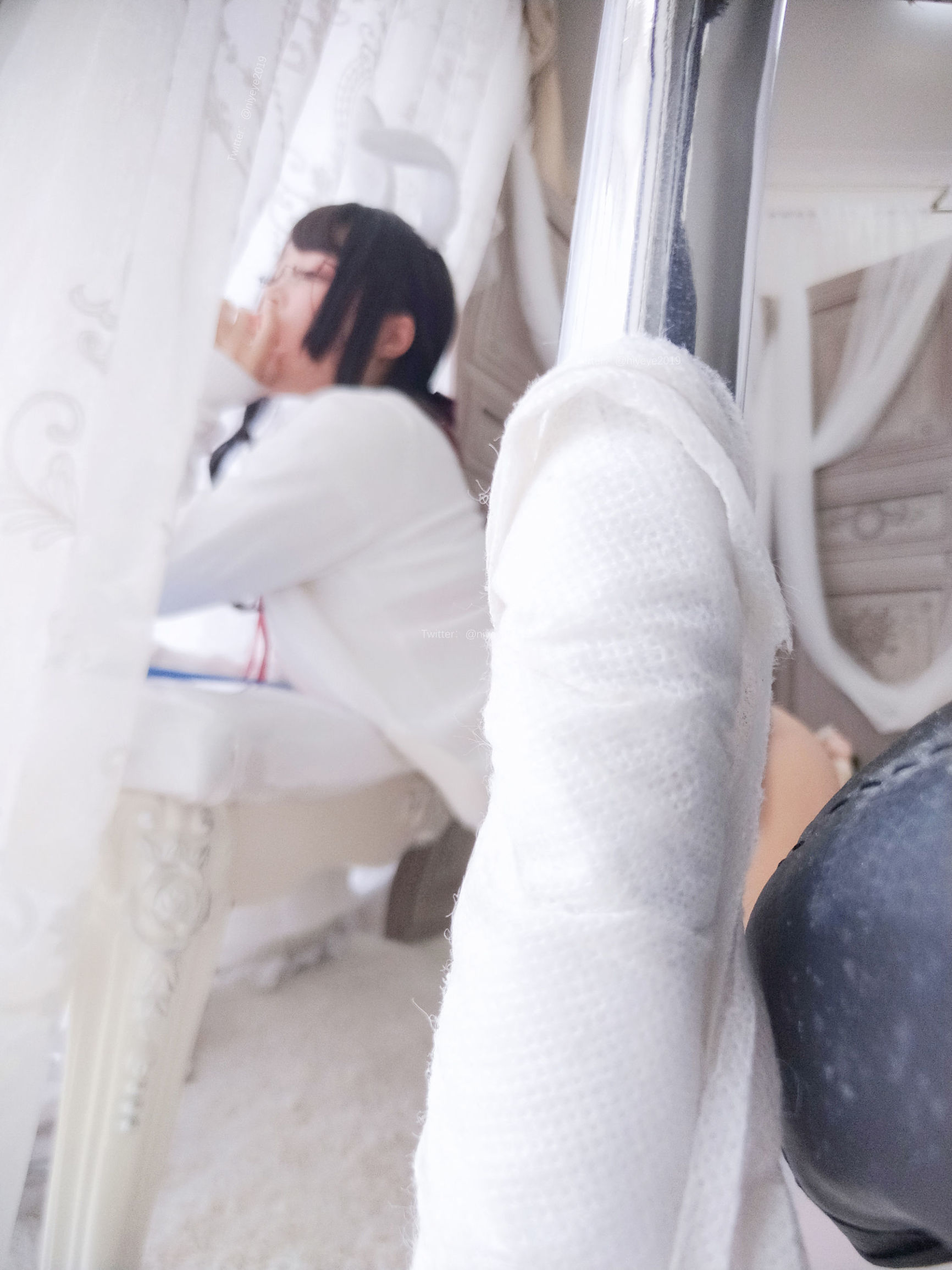 [网红COSER]萌系小姐姐白烨发情期插图2